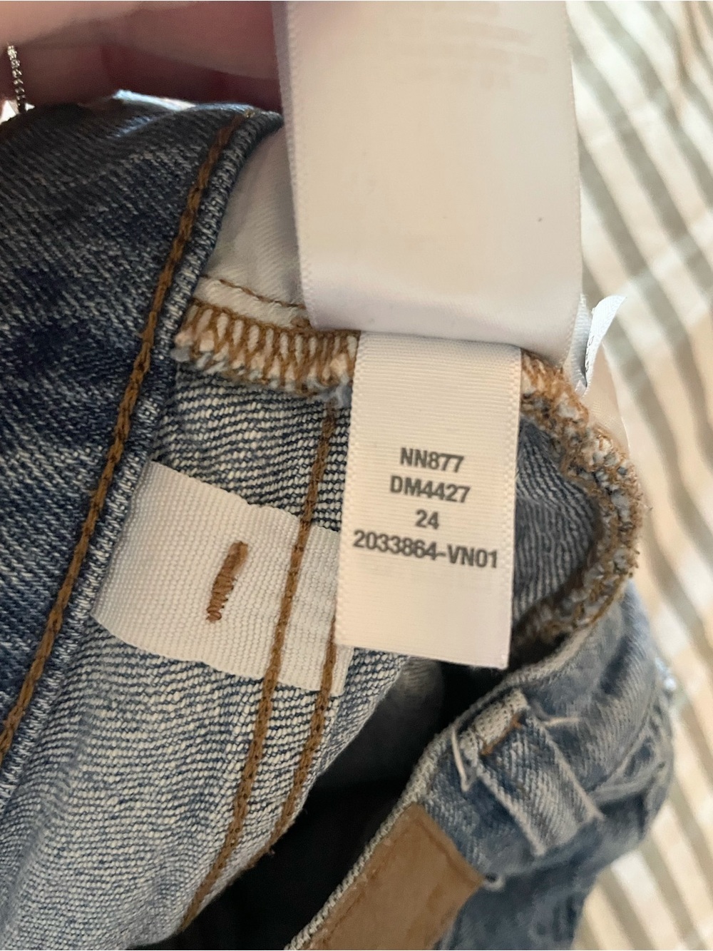 Madewell 90s Straight Jeans 24 Enmore Wash High Rise Raw Hem - Picture 12 of 12
